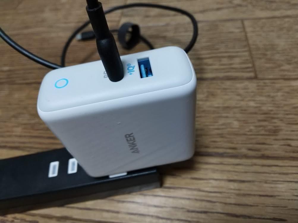 ANKERのPD対応充電器