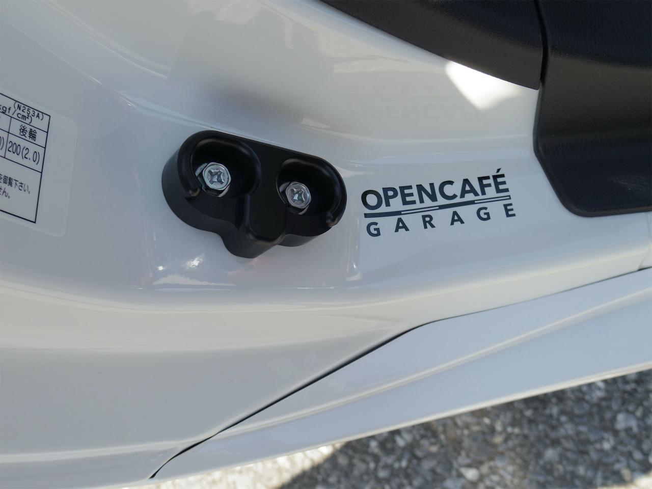 OPEN CAFE GARAGEのドア・ウェッジSr.3